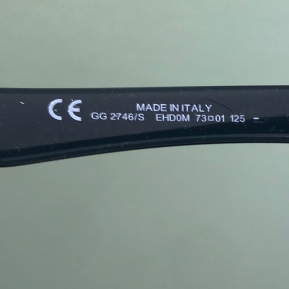 Gucci Sunglasses - Picture 7 of 7